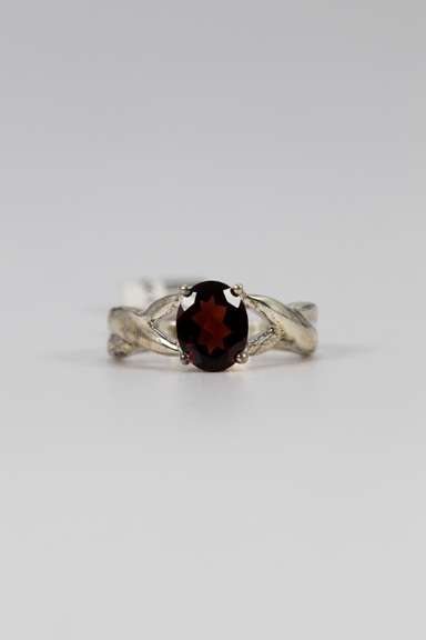 Sterling Silver Natural Garnet Gemstone Ring