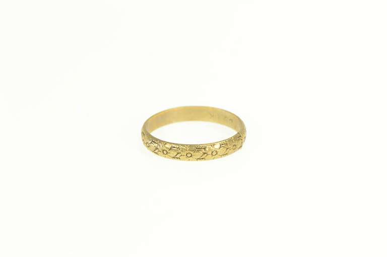 10K Yellow Gold Victorian Ornate Blossom Pattern Baby Child's Ring