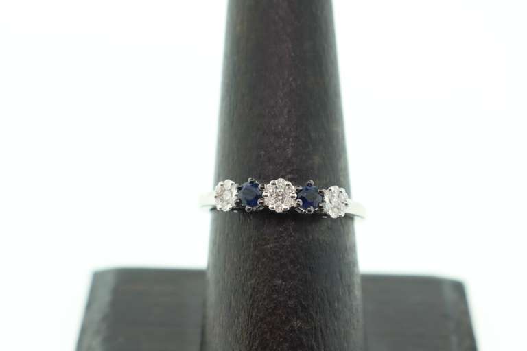 Mismatch Diamond Cluster Trinity 18k White Gold Ring with Sapphires