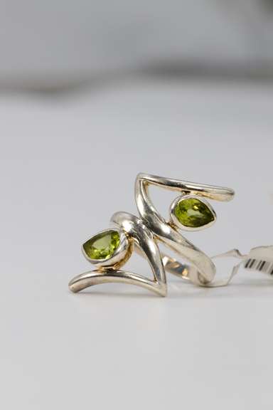 Sterling Silver Peridot Gemstone Ring