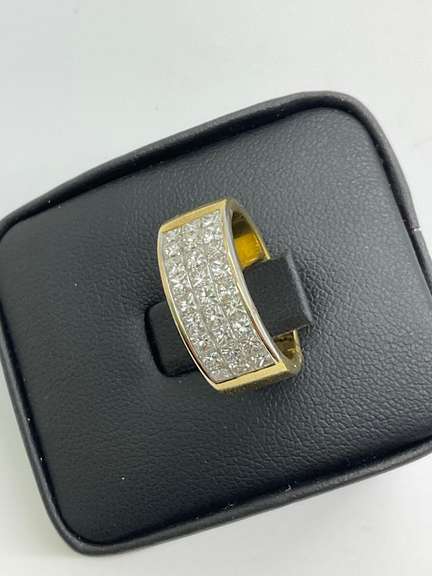 CERTIFIED LADIES CHRISTOPHER 18K GOLD AND DIAMOND  BAND