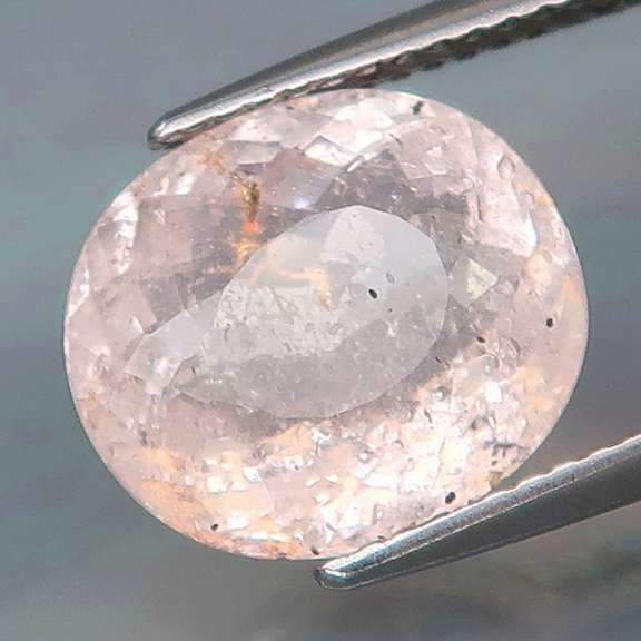 Simply gorgeous 5.09ct UNHEATED whisper pink Morganite