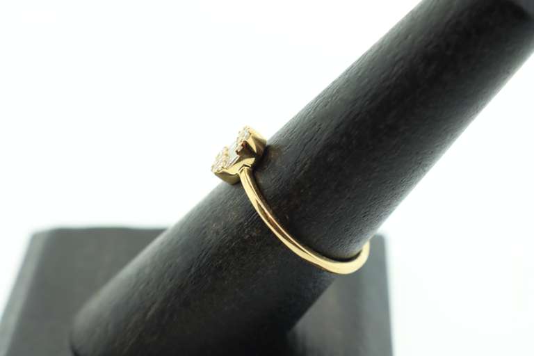 Delightful 18kt Yellow Gold Diamond Ring