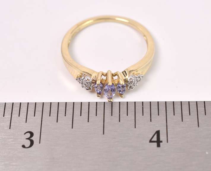 Beautiful Iolite and Diamond Ring in Yellow Gold