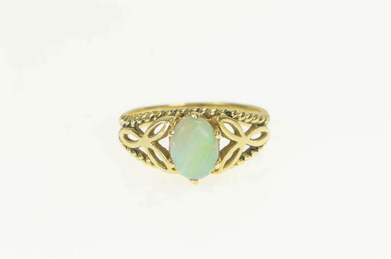14K Yellow Gold Natural Opal Triquetra Rope Trim Vintage Ring
