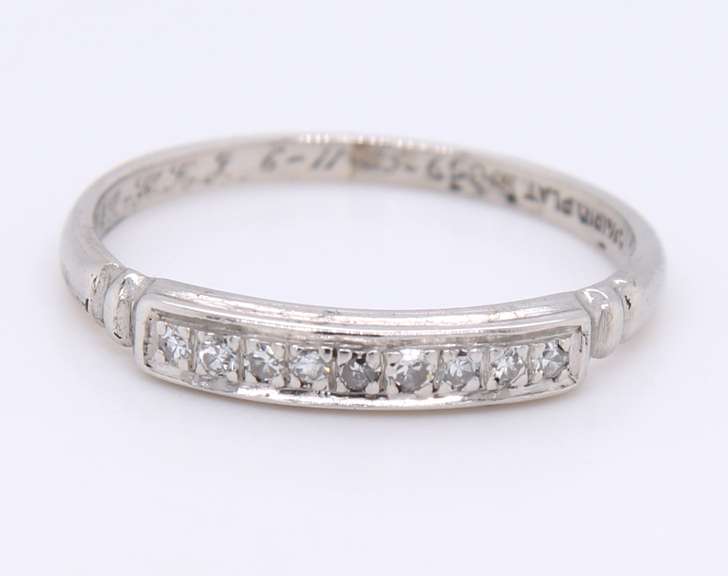 Vintage Platinum approximate 0.50ctw Diamond Band