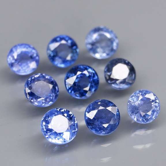 Heated only top blue 2.78ct Sapphire set