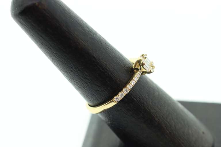 Splendid 18kt Yellow Gold Diamond Ring