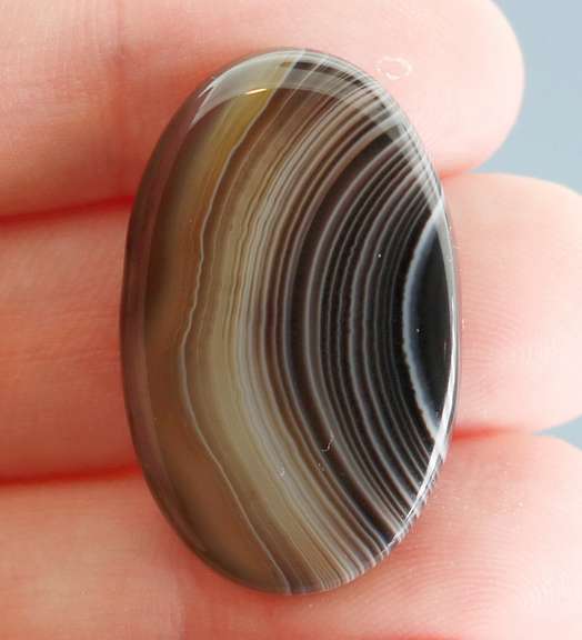Amazingly well defined 33.84ct striped Agate
