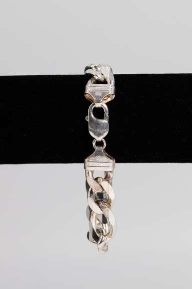 .925 Sterling Silver 13mm Figaro Link Bracelet 9 Inches