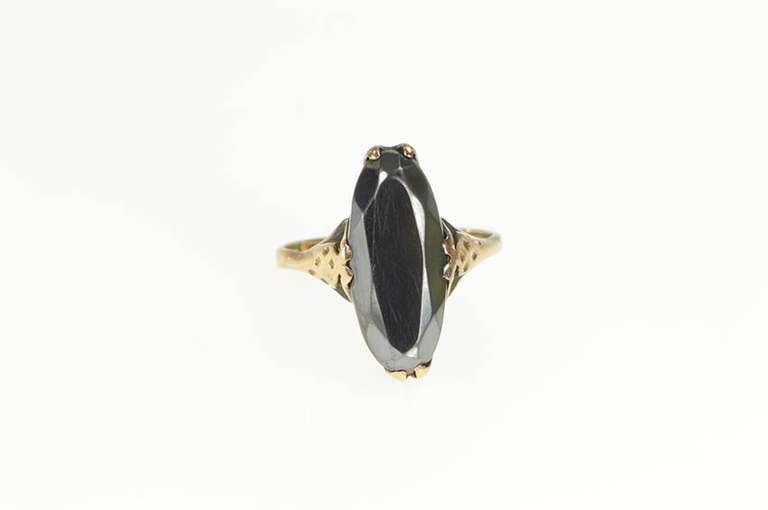 14K Yellow Gold Victorian Ornate Oval Hematite Statement Ring