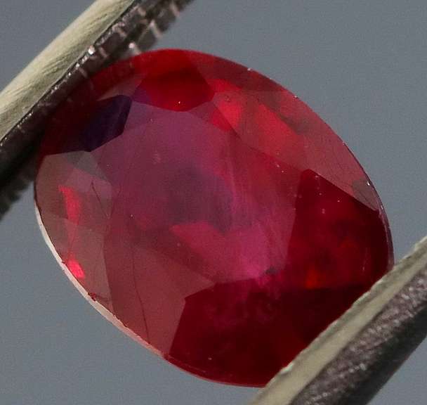Captivating 1.05ct blood red Ruby