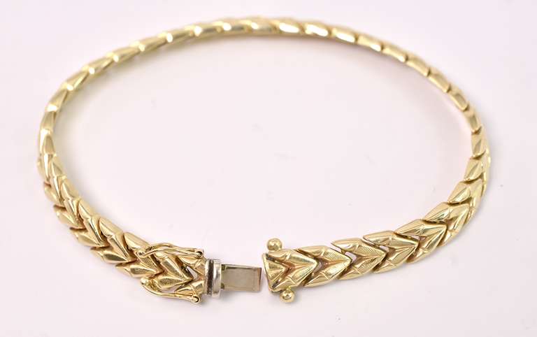 Delightful Fancy Link Bracelet in 14K Yellow Gold
