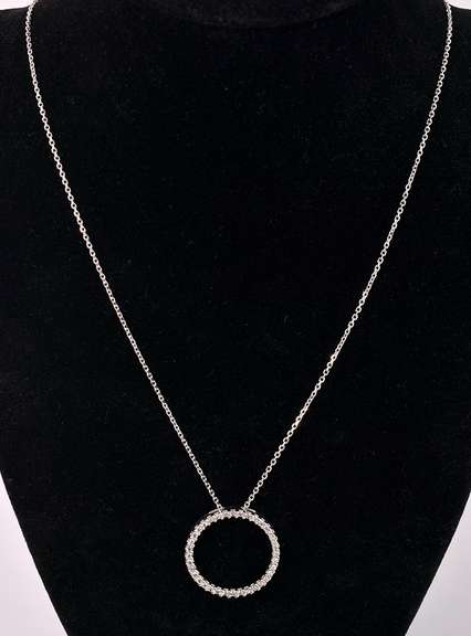 Dazzling Diamond Circle Pendant Necklace in 10K and 14K White Gold