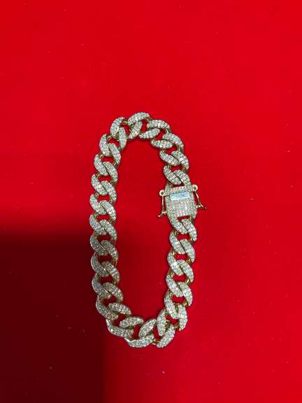 BRAND NEW 18K GOLD MENS CUBAN LINK BRACLET 7.00 CARATS OF DIAMONDS