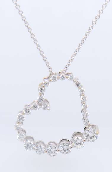 Dazzling White Gold Graduated Diamond Heart Shaped Pendant on Chain