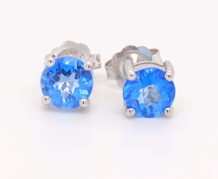 Gorgeous White Gold Blue Topaz Stud Earrings