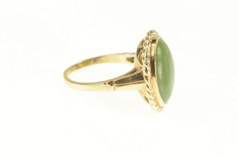 14K Yellow Gold Oval Nephrite Cabochon Rope Trim Cocktail Ring