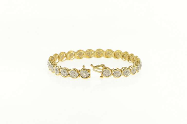 10K Yellow Gold 2.75 Ctw Round Diamond Cluster Tennis Bracelet