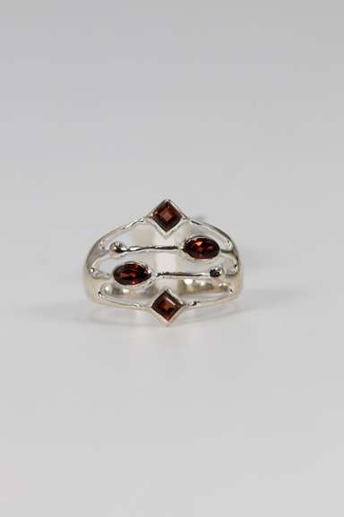 Sterling Silver Natural Garnet Gemstone Ring