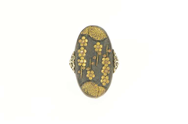 14K Yellow Gold Ornate Bronze Floral Scene Oval Statement Ring