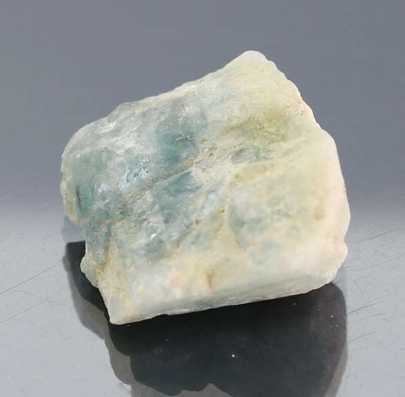 Collectors 26.94ct untreated uncut Aquamarine