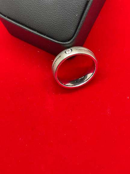 14K WHITE GOLD AND DIAMOND BAND