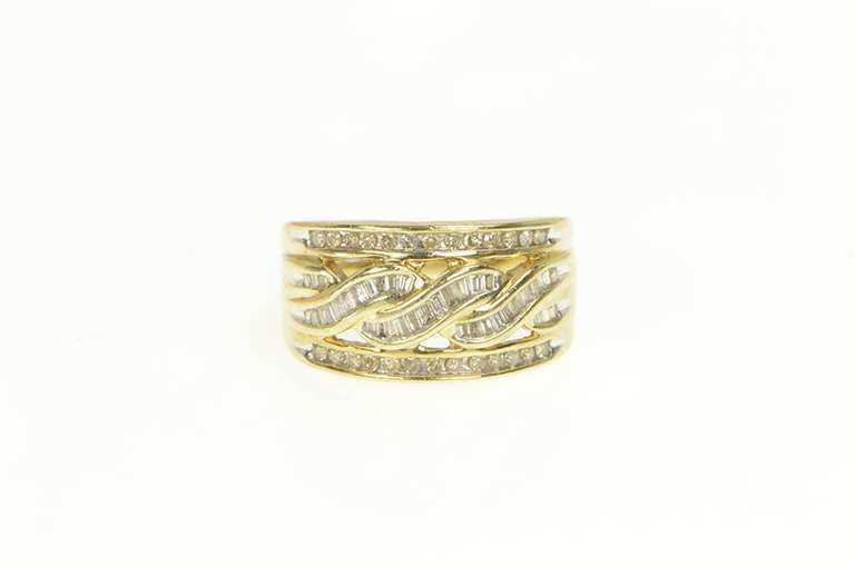10K Yellow Gold 0.50 Ctw Diamond Twist Graduated Band Ring