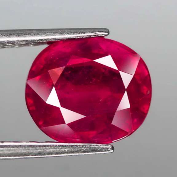 Vivid imperial red 3.04ct oval cut Ruby