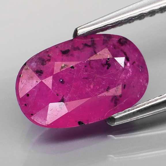 Stunning violet red 2.15ct unheated Winza Ruby