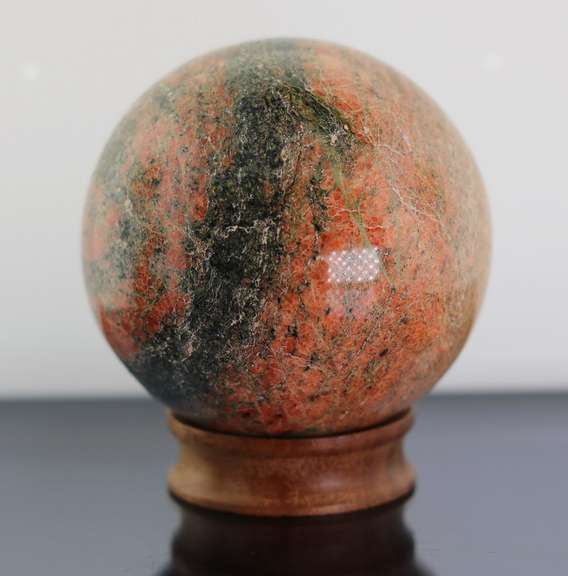 Eye catching 1,493ct Unakite sphere