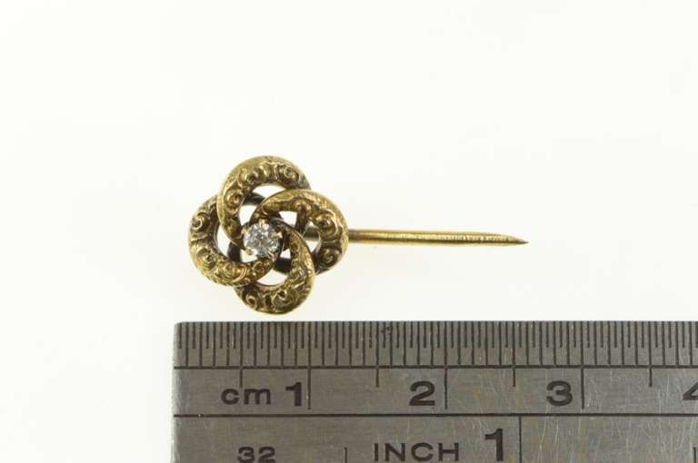 14K Yellow Gold Victorian Ornate Scroll Swirl Twist Diamond Stick Pin