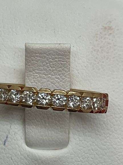 14K YELLOW GOLD AND DIAMOND RING
