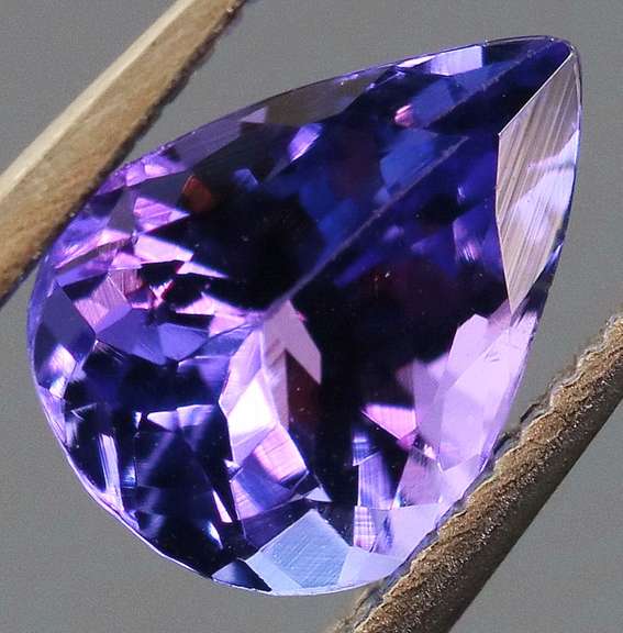 Superb 1.14ct blue violet Tanzanite