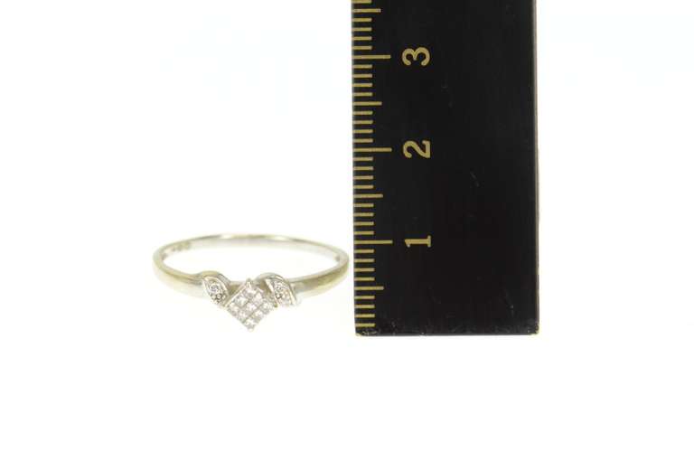 14K White Gold Princess Diamond Cluster Promise Engagement Ring