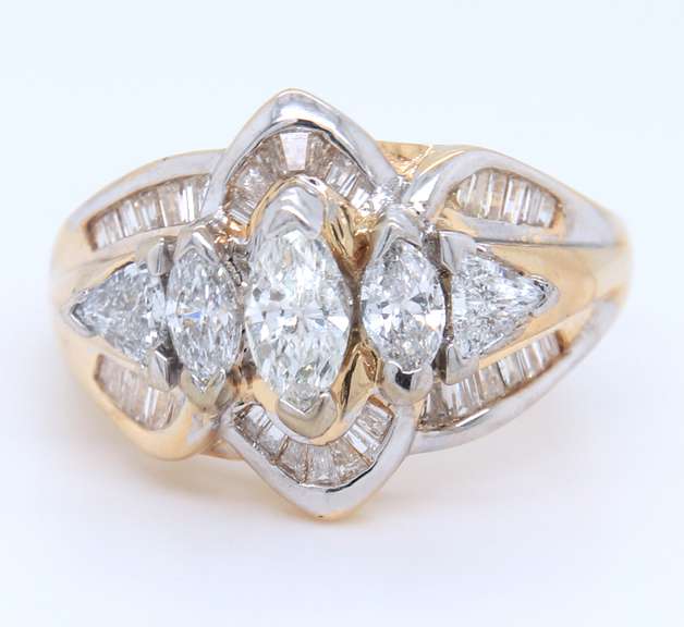 Pleasing Yellow Gold 2cts Diamond Wedding Ring