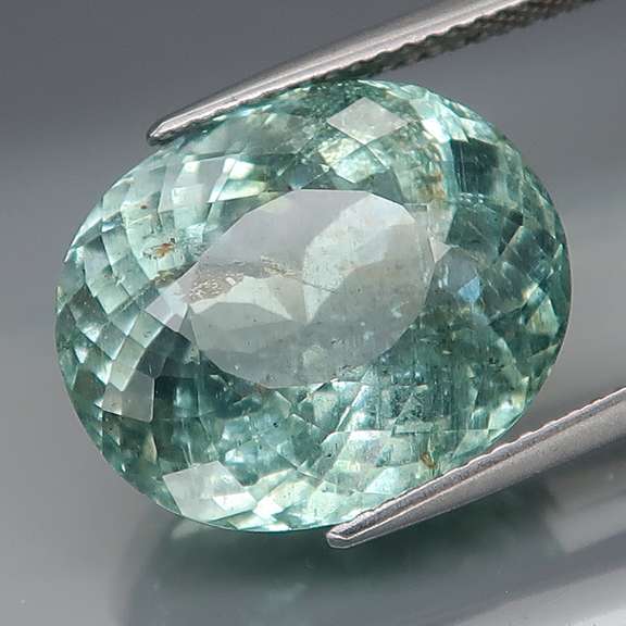 Breath taking 12.92ct Untreated Aquamarine