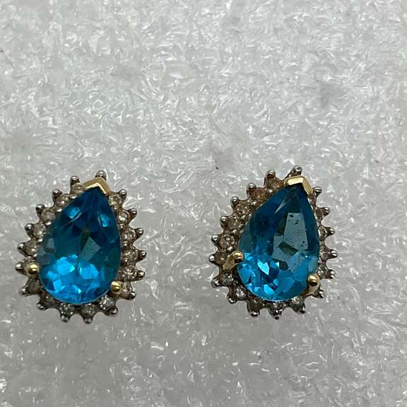 14K YELLOW GOLD TOPAZ AND DIAMONDS STUDS