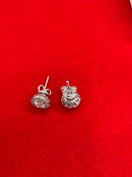 NEIL LANE 14K WHITE GOLD AND DIAMOND STUD EARRINGS