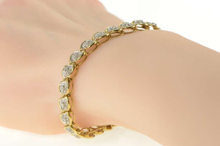 10K Yellow Gold 2.75 Ctw Round Diamond Cluster Tennis Bracelet
