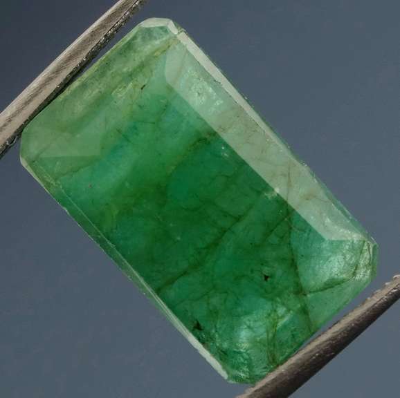 Rich green! UNHEATED! 5.59ct Colombian Emerald