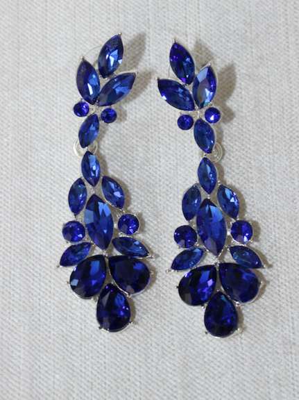 Ruby Color of Fashion Jewelry Earrings