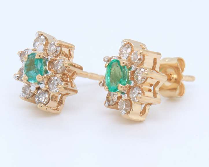 Powerful Yellow Gold Emerald and Diamond Cluster Earrings