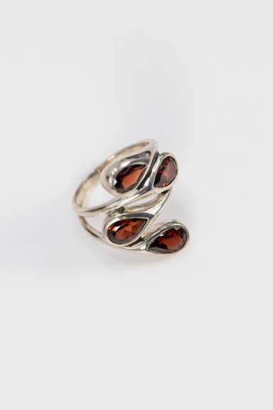 Sterling Silver Natural Garnet Gemstone Ring Size 7