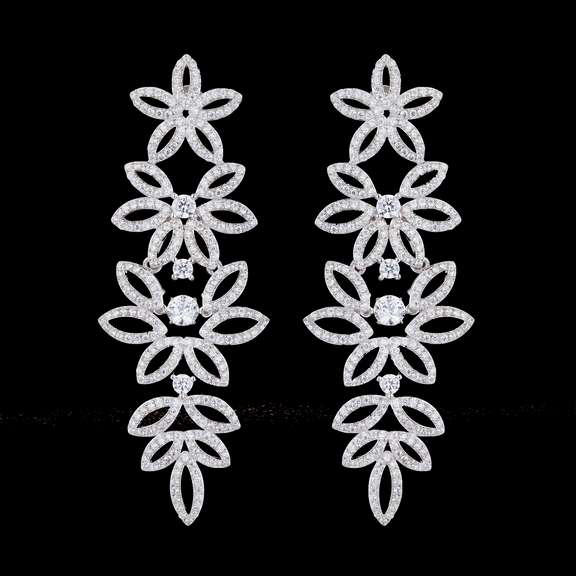 Show stopper flower style long earrings