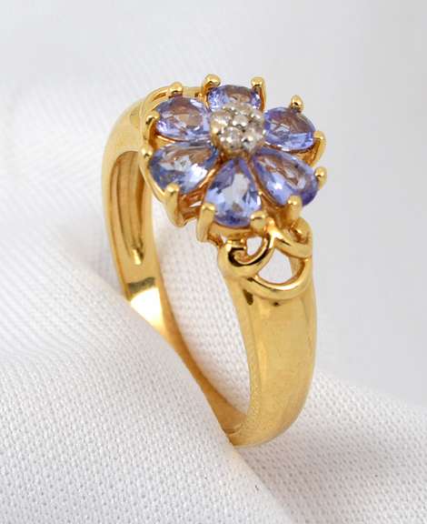 Pretty 14k Tanzanite Cluster