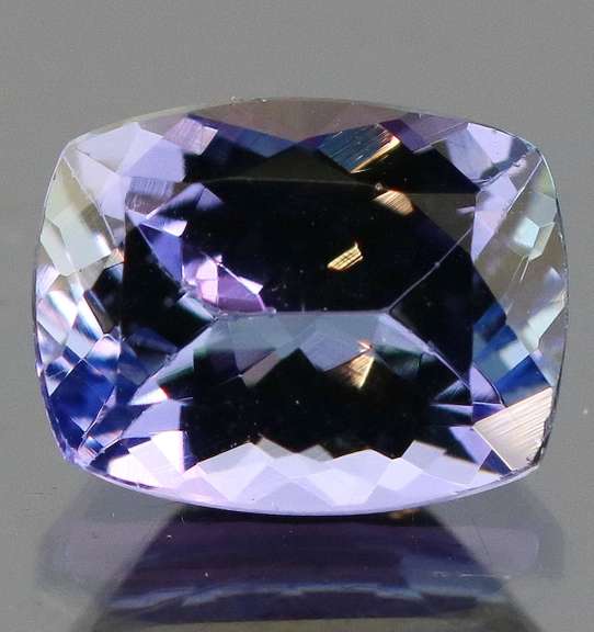Jaw dropping 2.49ct blue violet eye clean Tanzanite