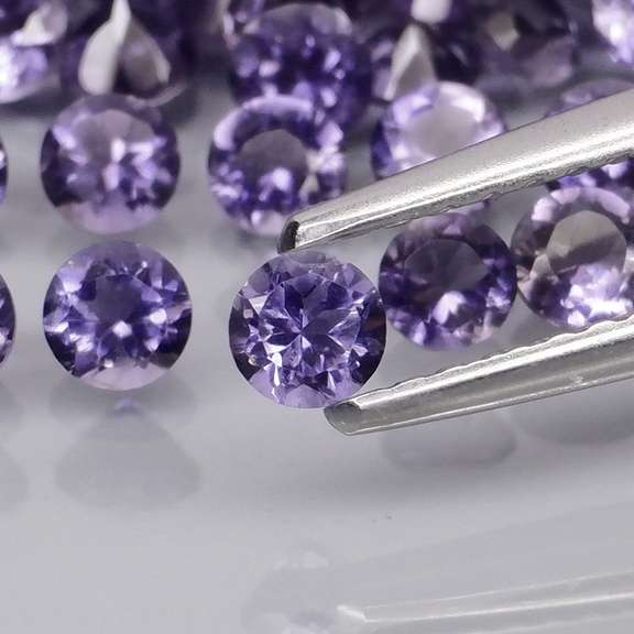 Awesome 4.56ct high luster blue violet Iolite set