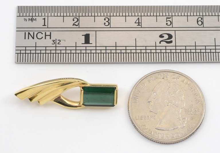 Beautiful Green Tourmaline Modern Pendant