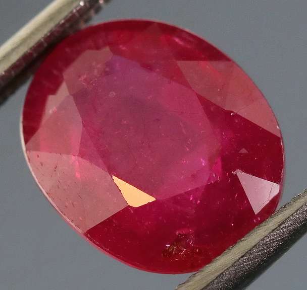 Glistening 3.72ct blood red Ruby